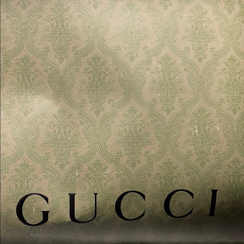 Meet your Posher, Ashanta